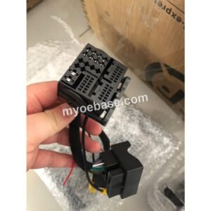 Quadlock Power Transfer Harness for Head Unit Retrofit photo 1 — myoebase.com