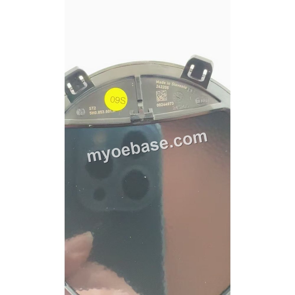 ACC Radar Emblem (Ceramic Style) — VW Golf 8 photo 1 — myoebase.com