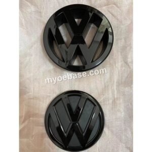 Glossy Black Badge Set — VW Golf 5 photo 1 — myoebase.com