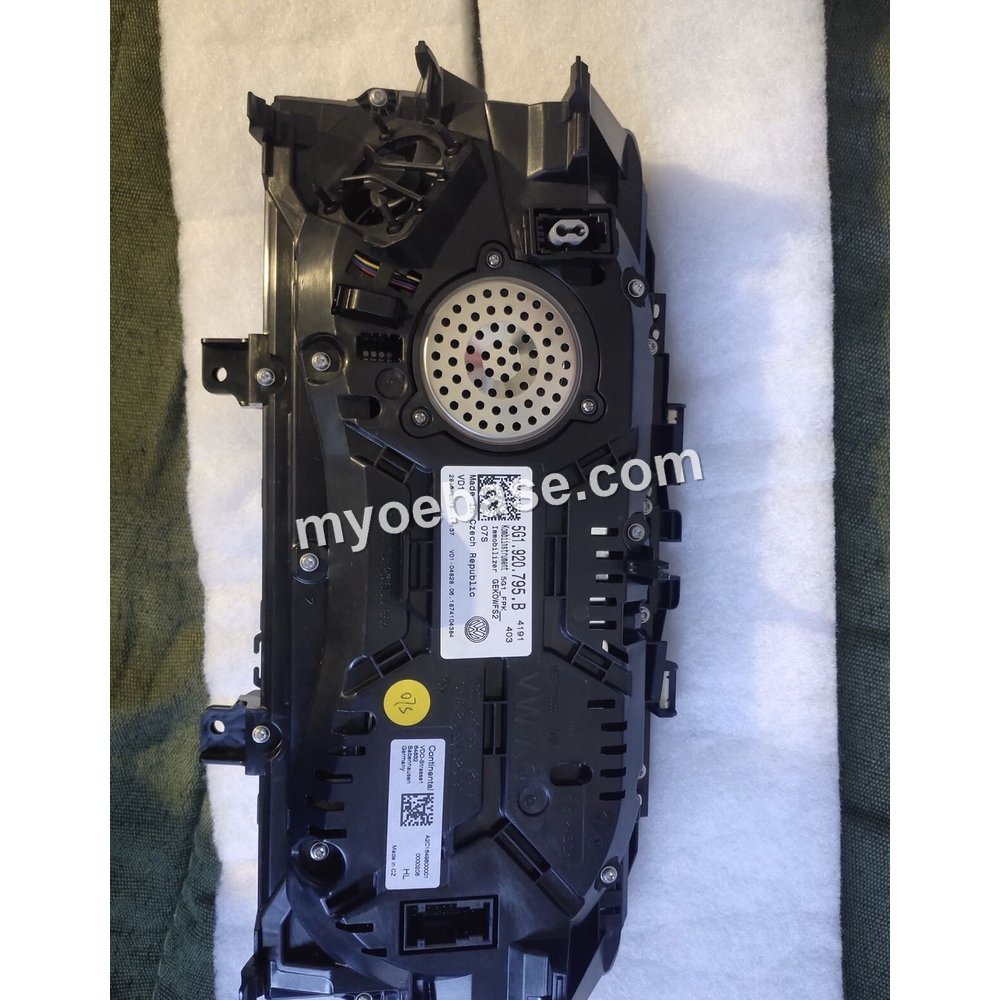 Amplifier Module — VW Golf 7 photo 1 — myoebase.com