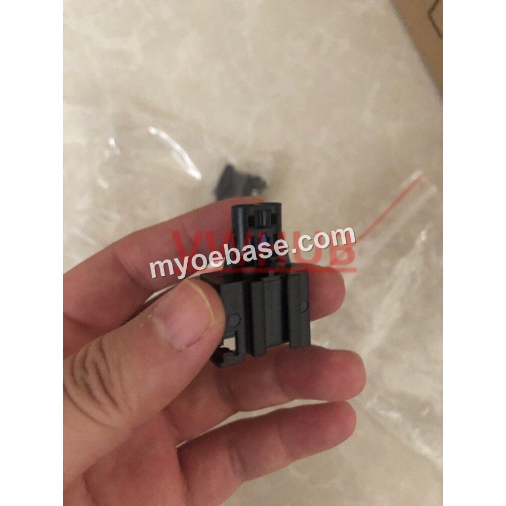 Steering Wheel Control Decoder Module photo 1 — myoebase.com